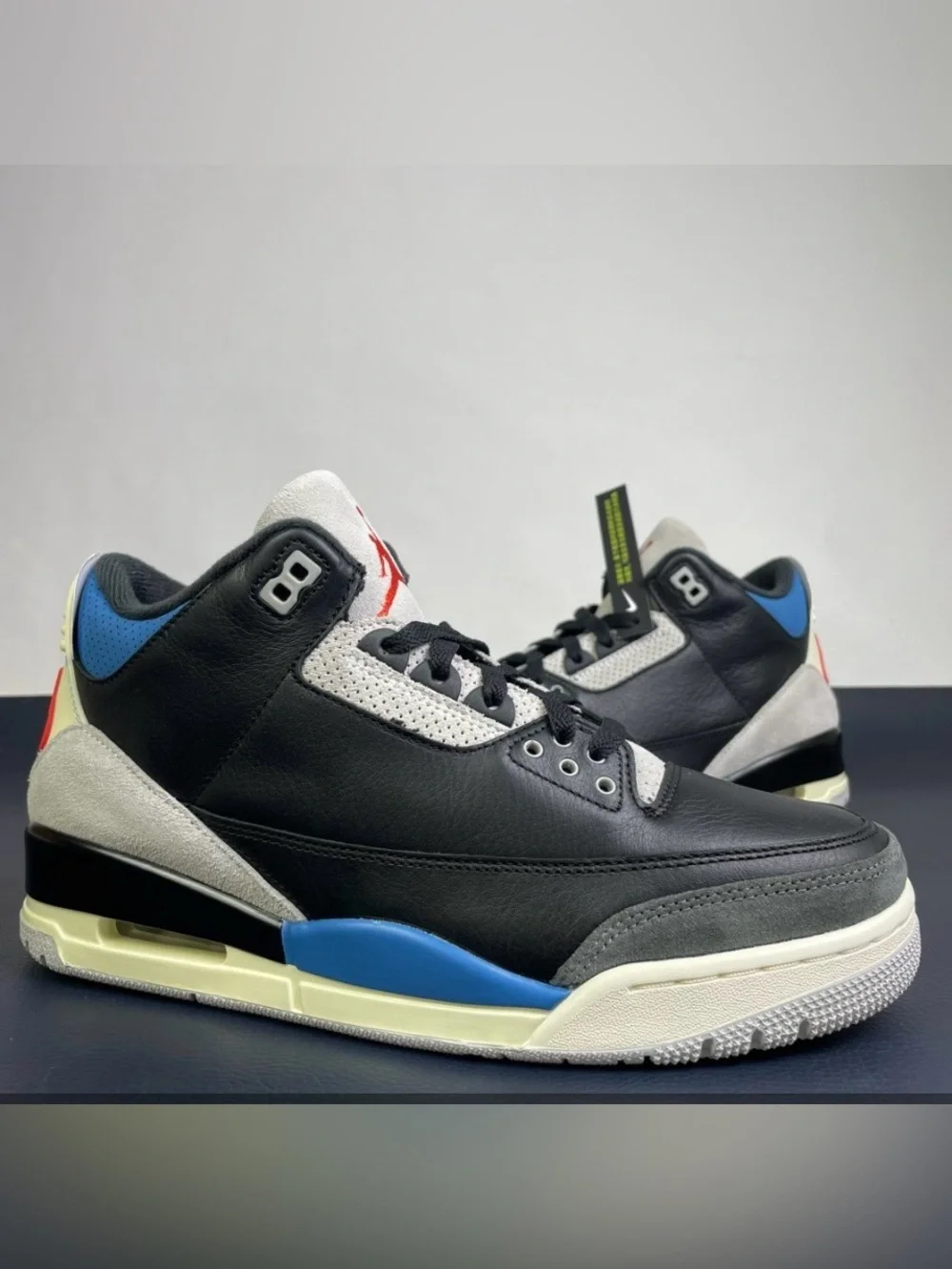 Jordan 3 “black metallic”